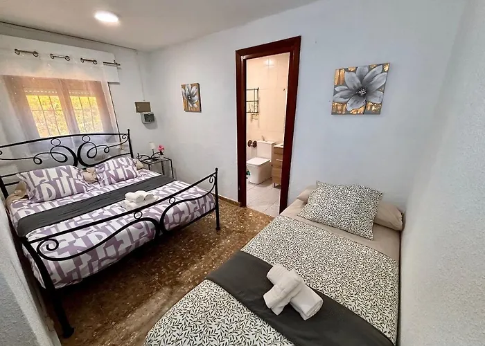 Casa Familiar Alhaurin De La Torre Con Jacuzzi