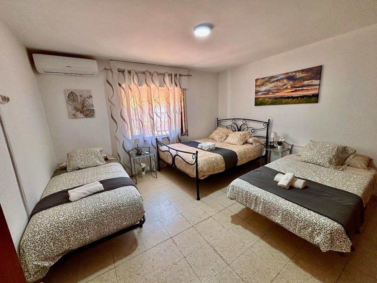 Casa Familiar Con Jacuzzi Holiday home *