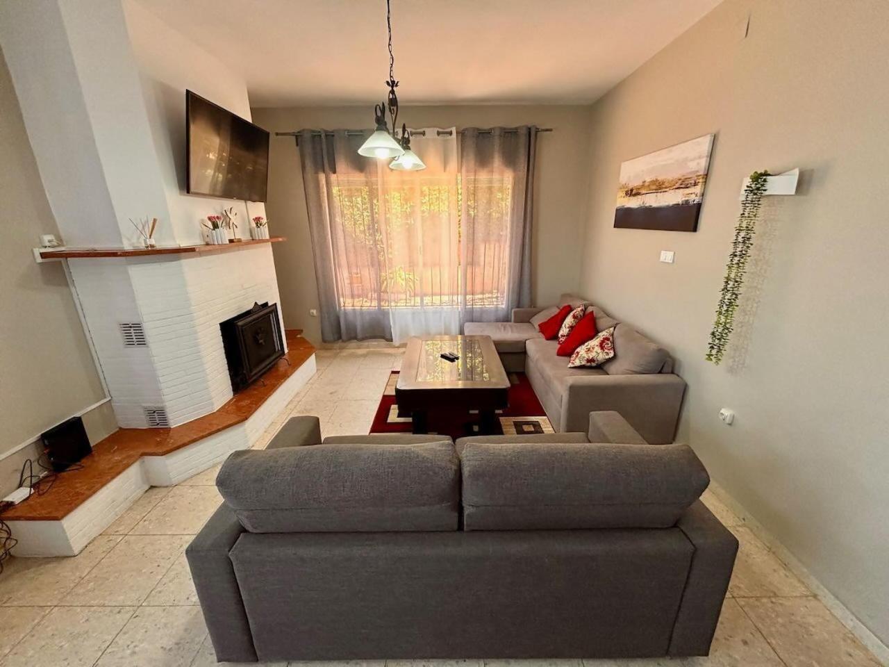 Holiday home Casa Familiar Con Jacuzzi *