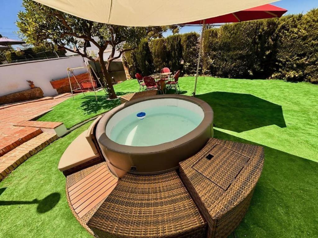 Casa de Férias Casa Familiar Con Jacuzzi Alhaurín de la Torre