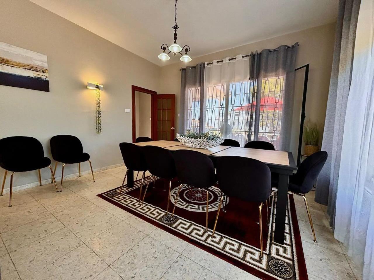 Holiday home Casa Familiar Con Jacuzzi *