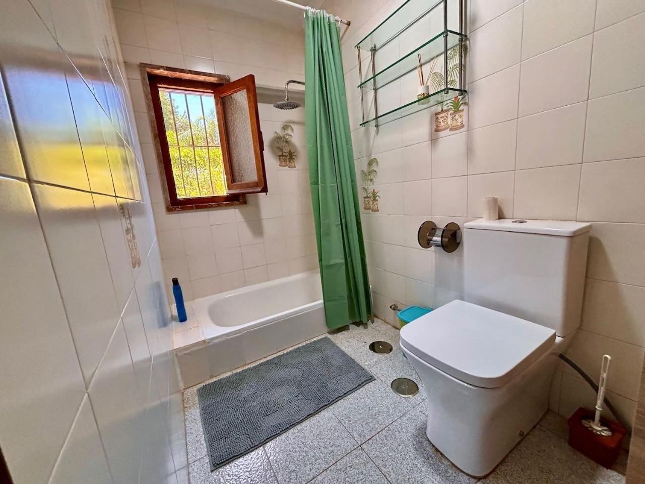 Holiday home Casa Familiar Con Jacuzzi